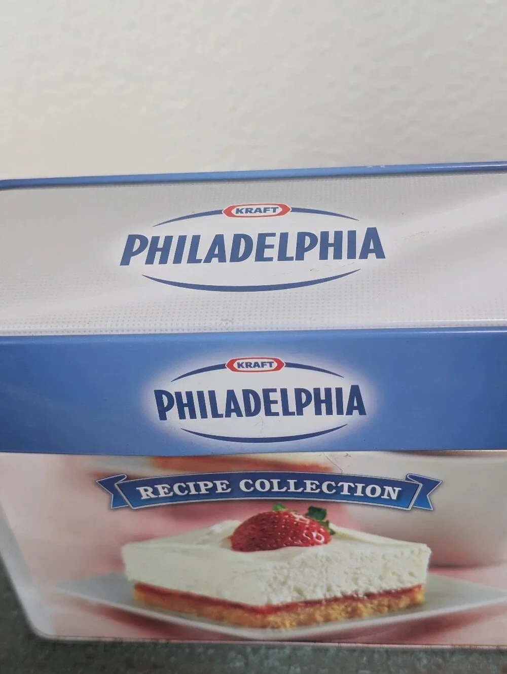 Philadelphia Cream Cheese Tin Box with Recipe Card Collection Collectible